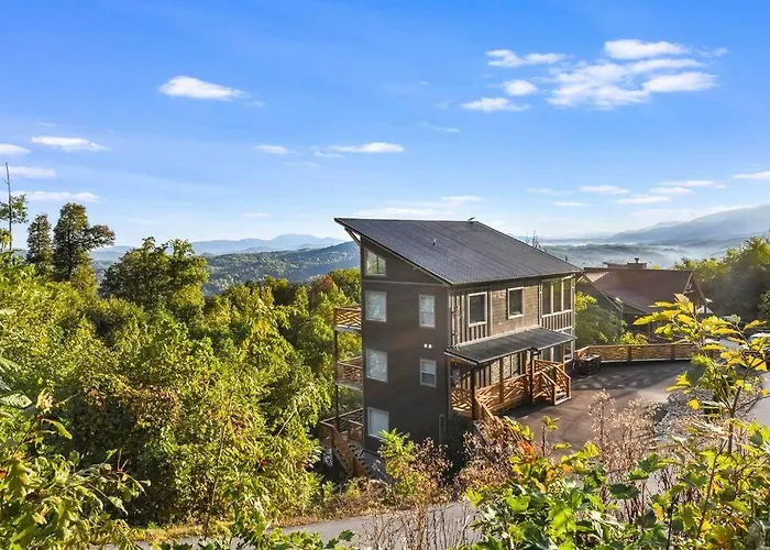 Incredible Mountain Views! Chalet Village Gatlinburg